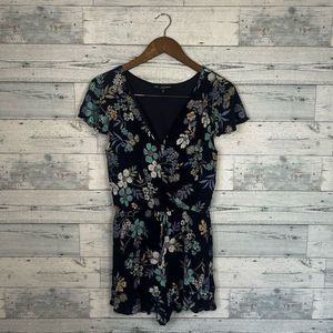 One Clothing Women's Floral Faux Wrap Vneck Cap Sleeve Romper Navy Blue Medium